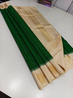 Load image into Gallery viewer, Deep Green &amp; Cream 2gm Zari Elegance Kanchipuram Handloom Silk Saree SS20578
