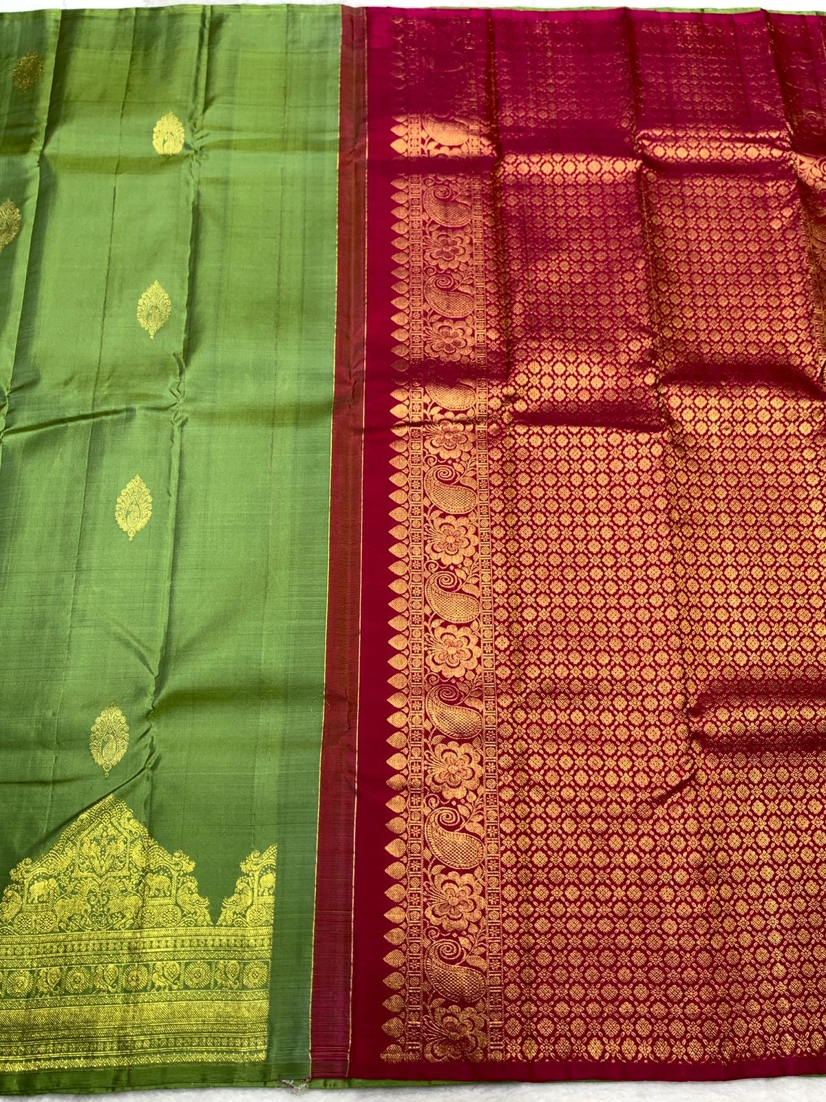 Classic Fern Green & Deep Pink 2gm Zari Elegance Kanchipuram Handloom Silk Saree SS25443