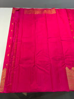 Load image into Gallery viewer, Classic Dark Pink Bridal Elegance Kanchipuram Handloom Silk Saree SS24503
