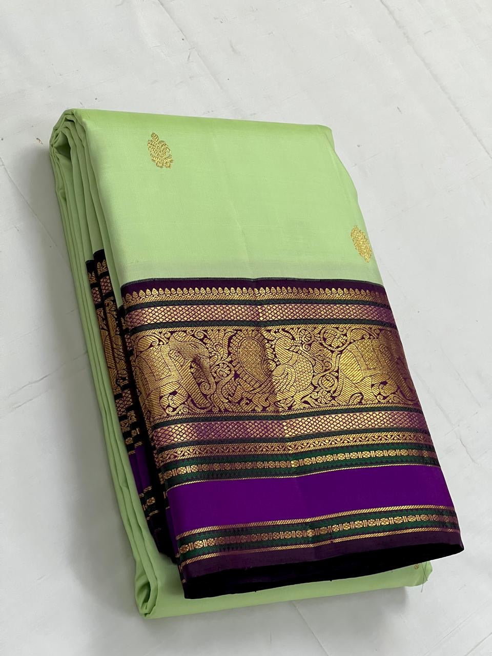 Classic Pista Green & Violet 2gm Zari Kanchipuram Handloom Silk Saree SS25633