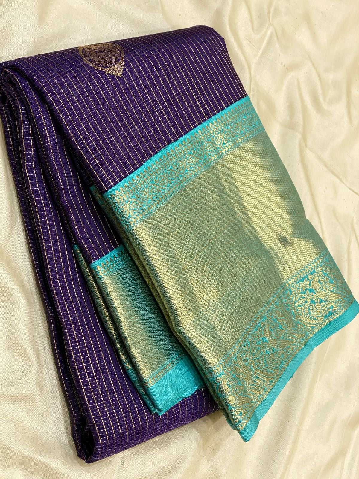Classic Berry Purple & Turquoise 1gm Zari Bridal Elegance Kanchipuram Handloom Silk Saree SS25270