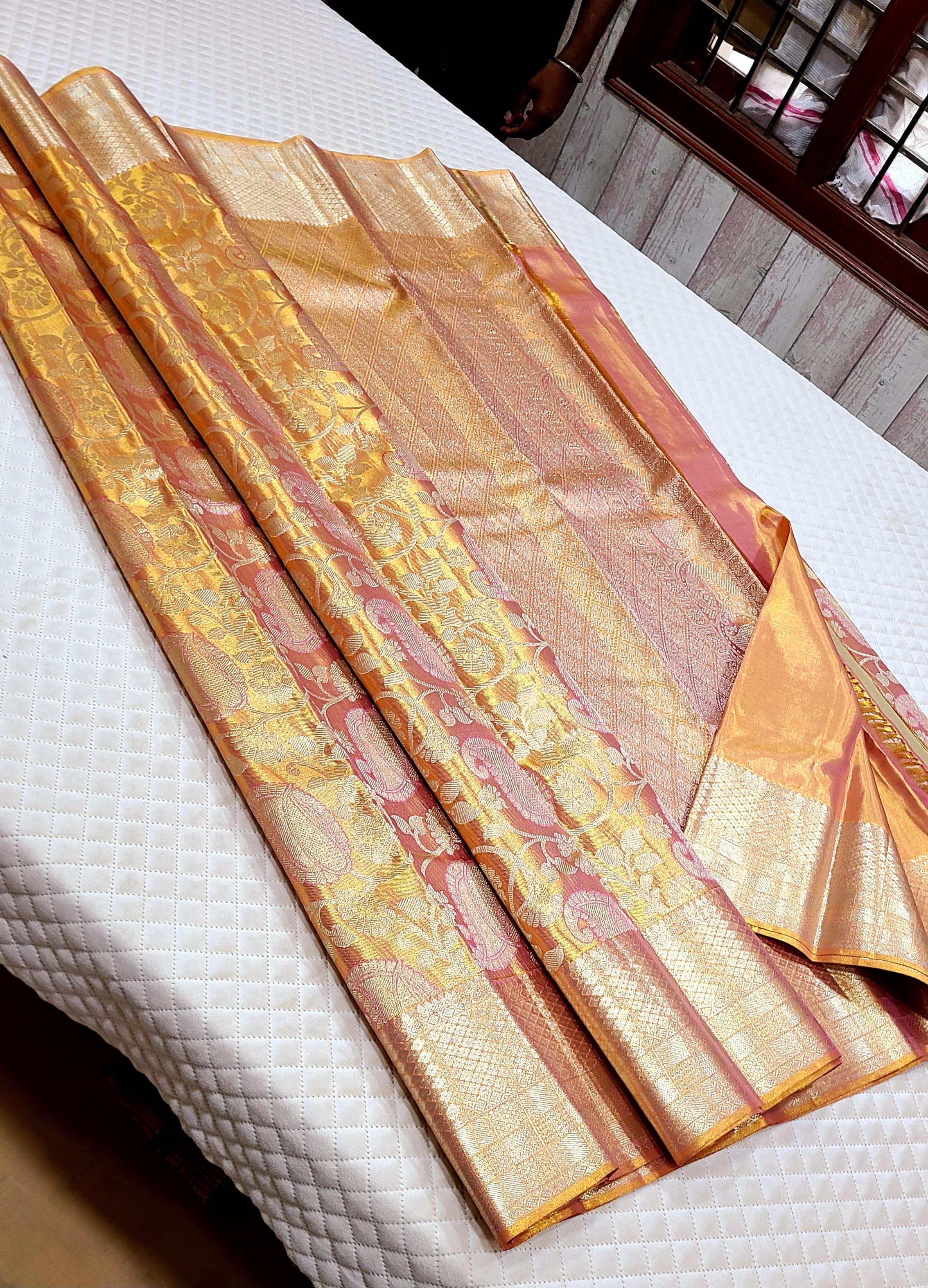 Pastel Melon Orange 1gm Zari Bridal Tissue Elegance Kanchipuram Handloom Silk Saree SS26351