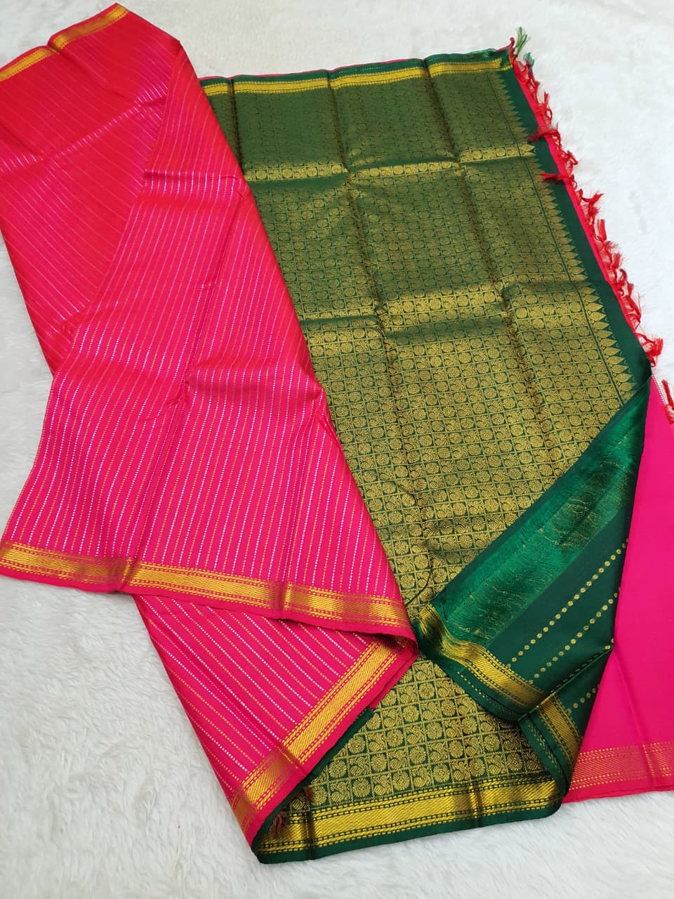 Classic Dark Pink & Green 1gm Zari Kanchipuram Handloom Silk Saree SS26609