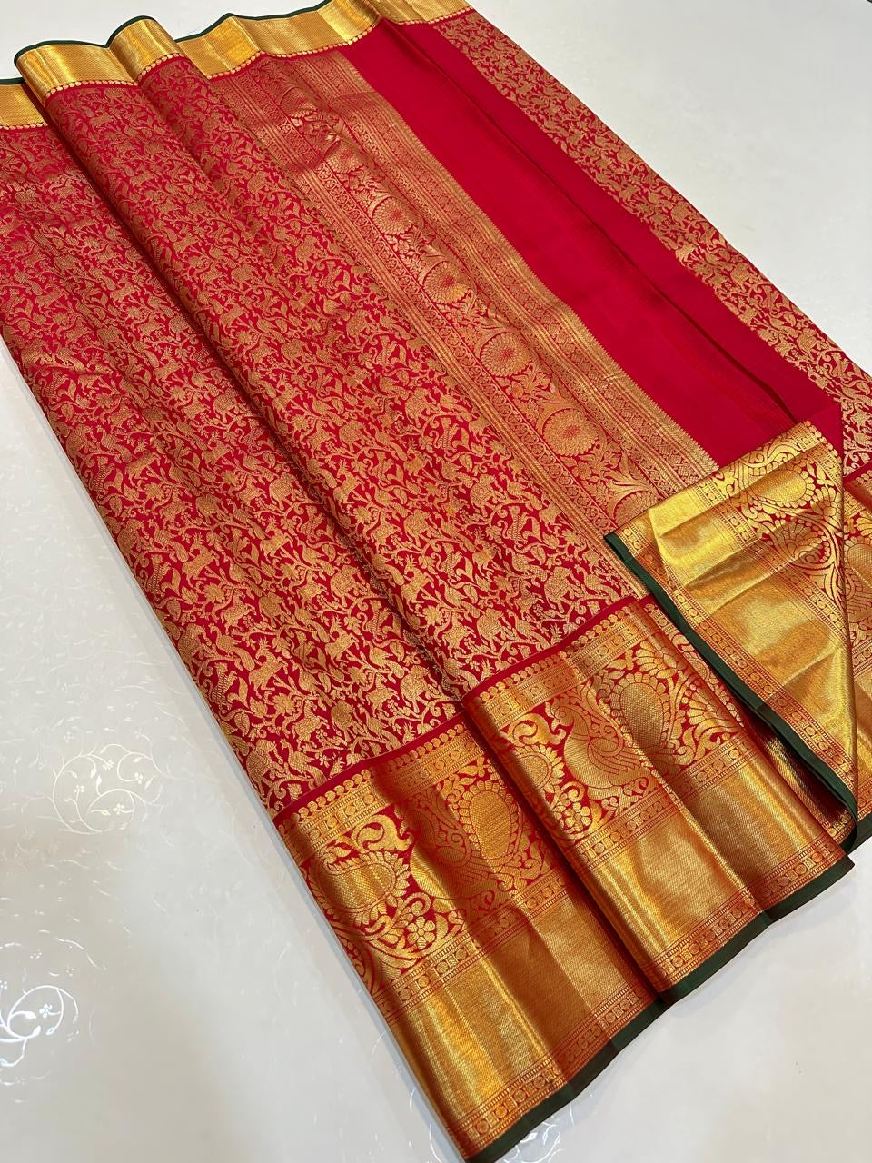 Classic Chilli Red Bridal Elegance Kanchipuram Handloom Silk Saree SS26638