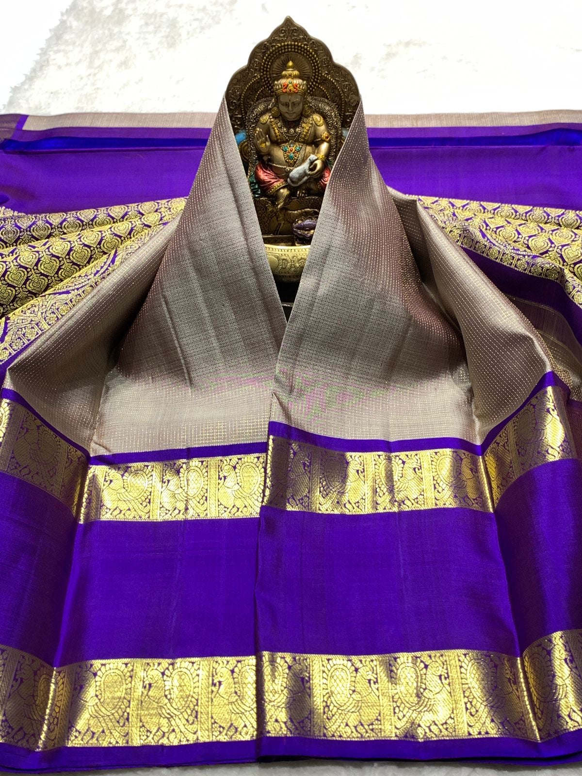 Classic Grey & Purple 2gm Zari Elegance Kanchipuram Silk Saree SS23941