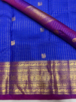 Load image into Gallery viewer, Classic Royal Blue &amp; Purple 2gm Zari Elegance Kanchipuram Handloom Silk Saree SS28597
