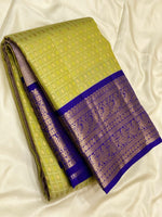 Load image into Gallery viewer, Classic Pastel Green &amp; Robin Blue Elegance Kanchipuram Silk Saree SS24215
