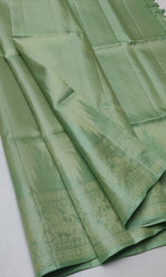 Load image into Gallery viewer, Classic Fern Green Double Warp Elegance Handloom Soft Silk Saree SS28471
