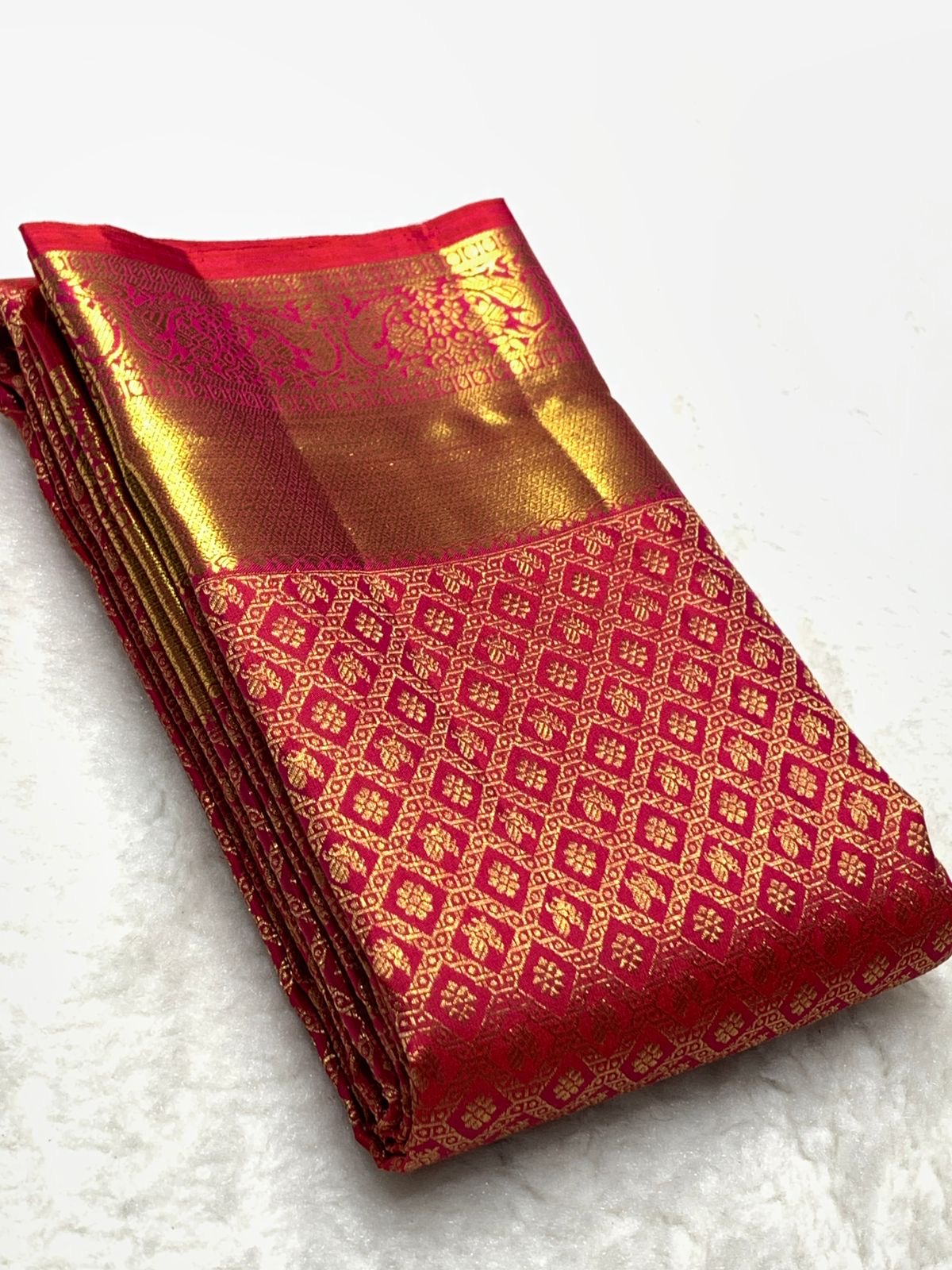 Classic Garnet Red 2gm Zari Bridal Elegance Kanchipuram Handloom Silk Saree SS24101