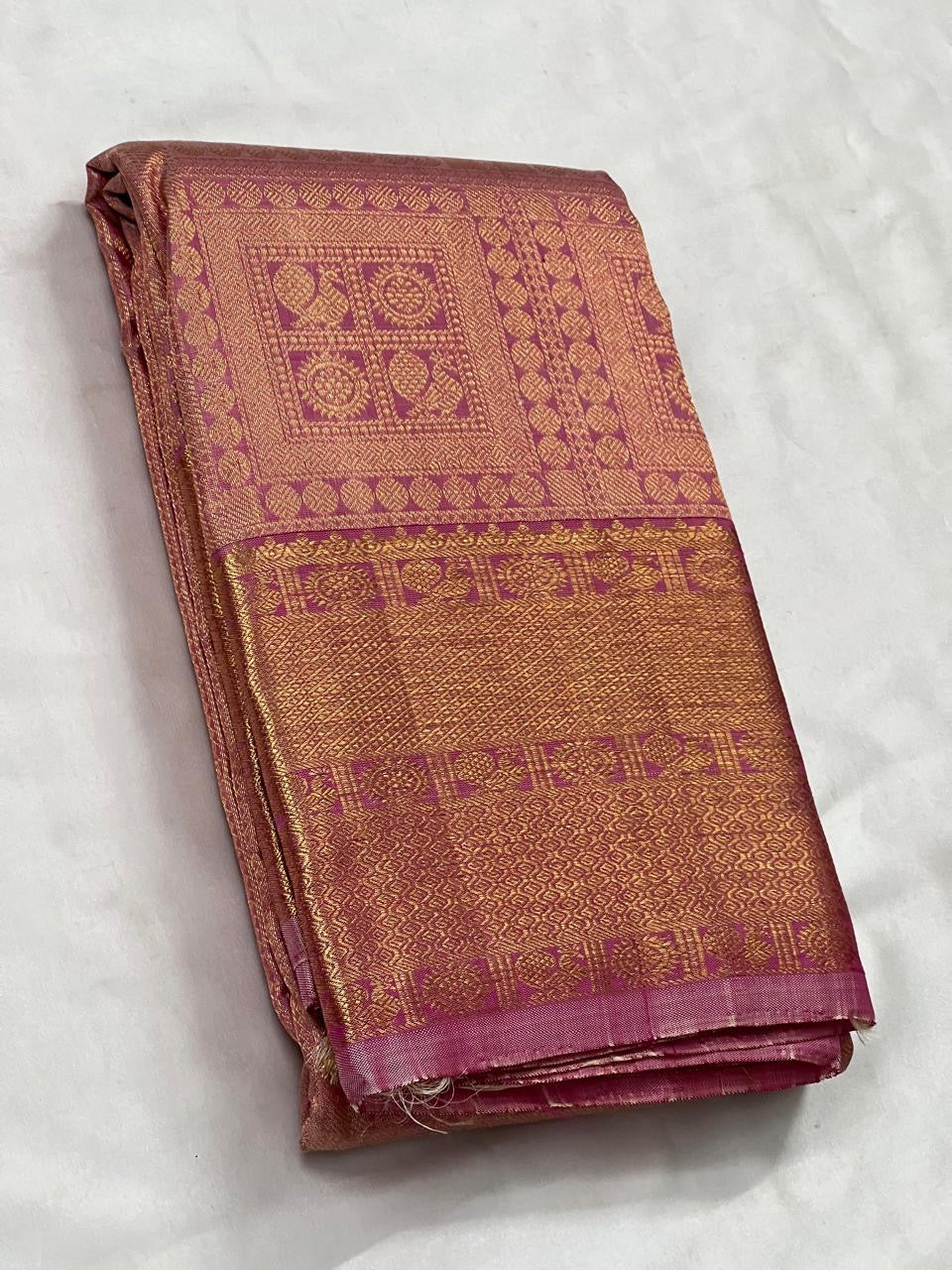 Classic Onion Pink 2gm Zari Elegance Kanchipuram Handloom Silk Saree SS24158