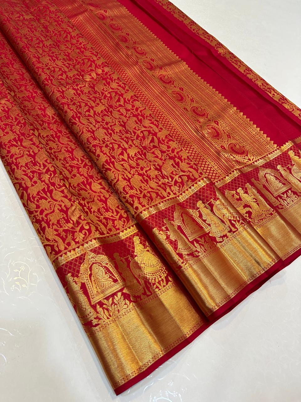 Classic Crimson Red Bridal Elegance Kanchipuram Handloom Silk Saree SS26637