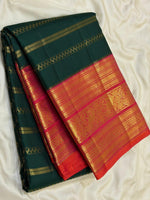 Load image into Gallery viewer, Classic Bottle Green &amp; Orange 2gm Zari Vaira Oosi Beldari Vintage Elegance Kanchipuram Handloom Silk Saree SS26991
