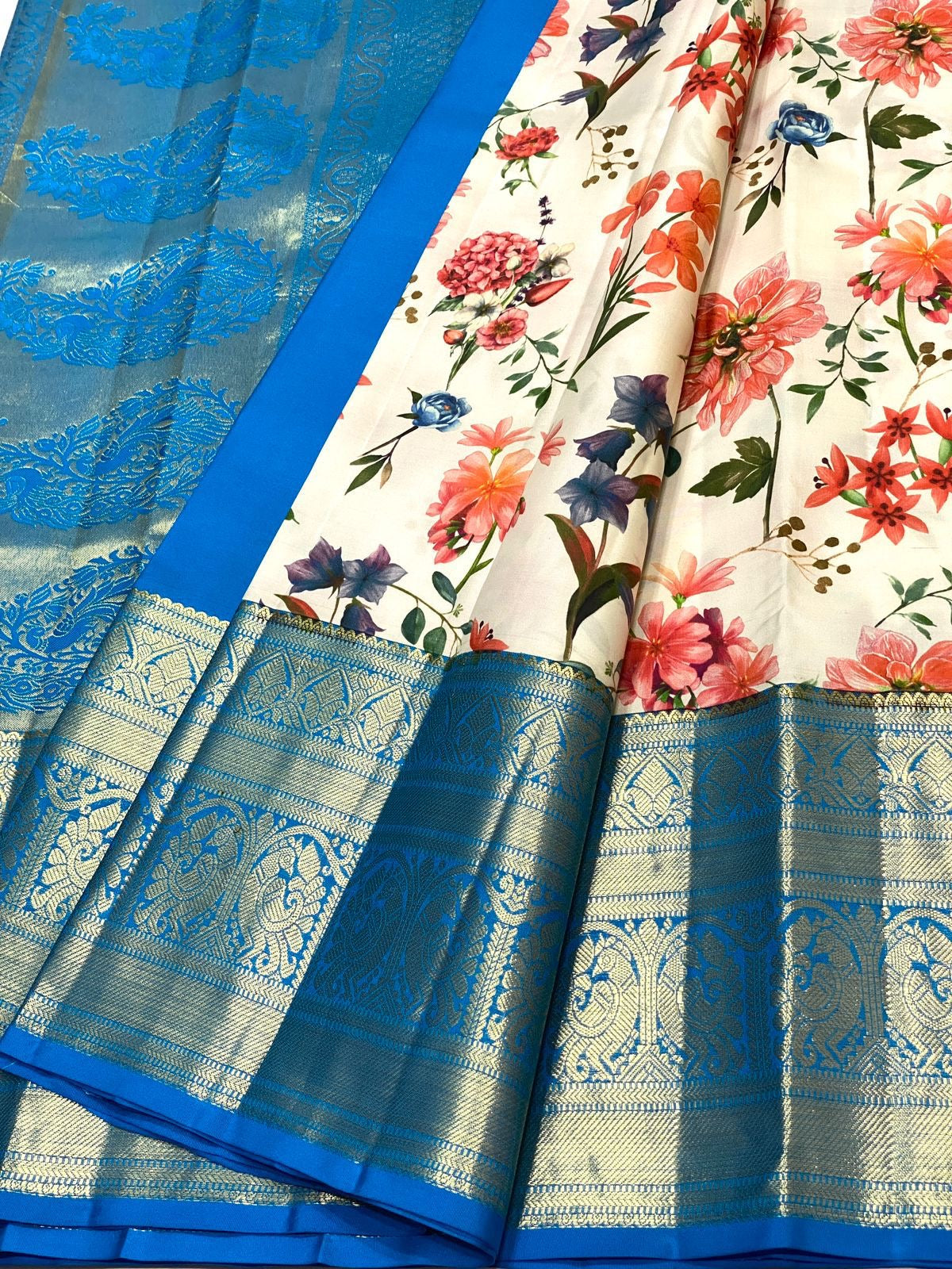 Classic Beige & Azure Blue Kalamkari Digital Print Bridal Elegance Kanchipuram Handloom Silk Saree SS23909