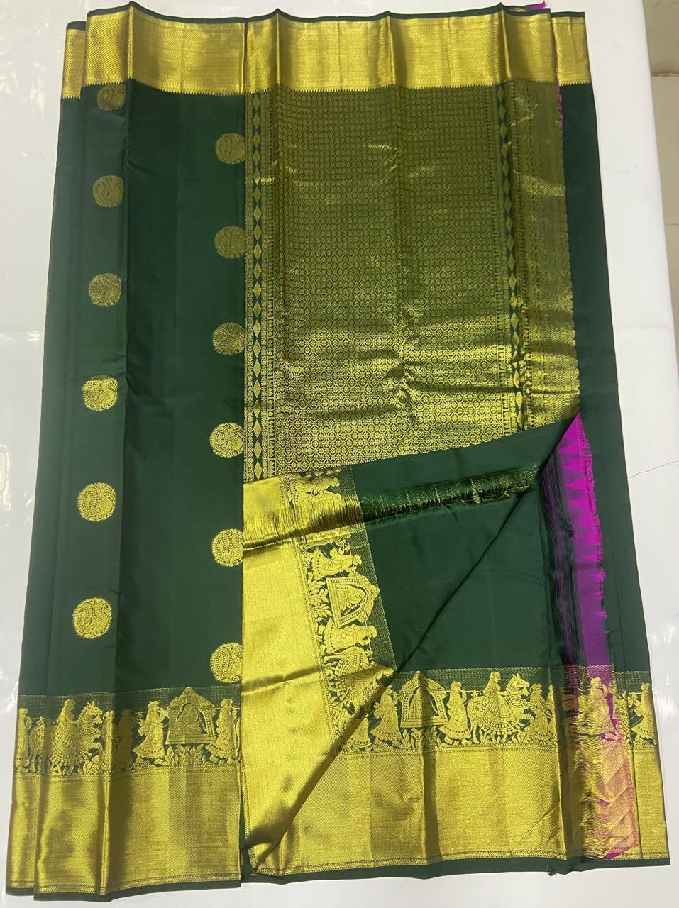 Classic Bottle Green Elegance Kanchipuram Handloom Silk Saree SS23775