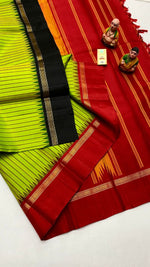Load image into Gallery viewer, Classic Spring Green Chilli Red &amp; Black Kanchipuram Handloom Silk Saree SS25847
