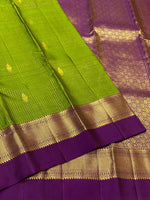 Load image into Gallery viewer, Classic Spring Green &amp; Russian Violet 2gm Zari Vaira Oosi check Butta Bridal Elegance Kanchipuram Handloom Silk Saree SS23623
