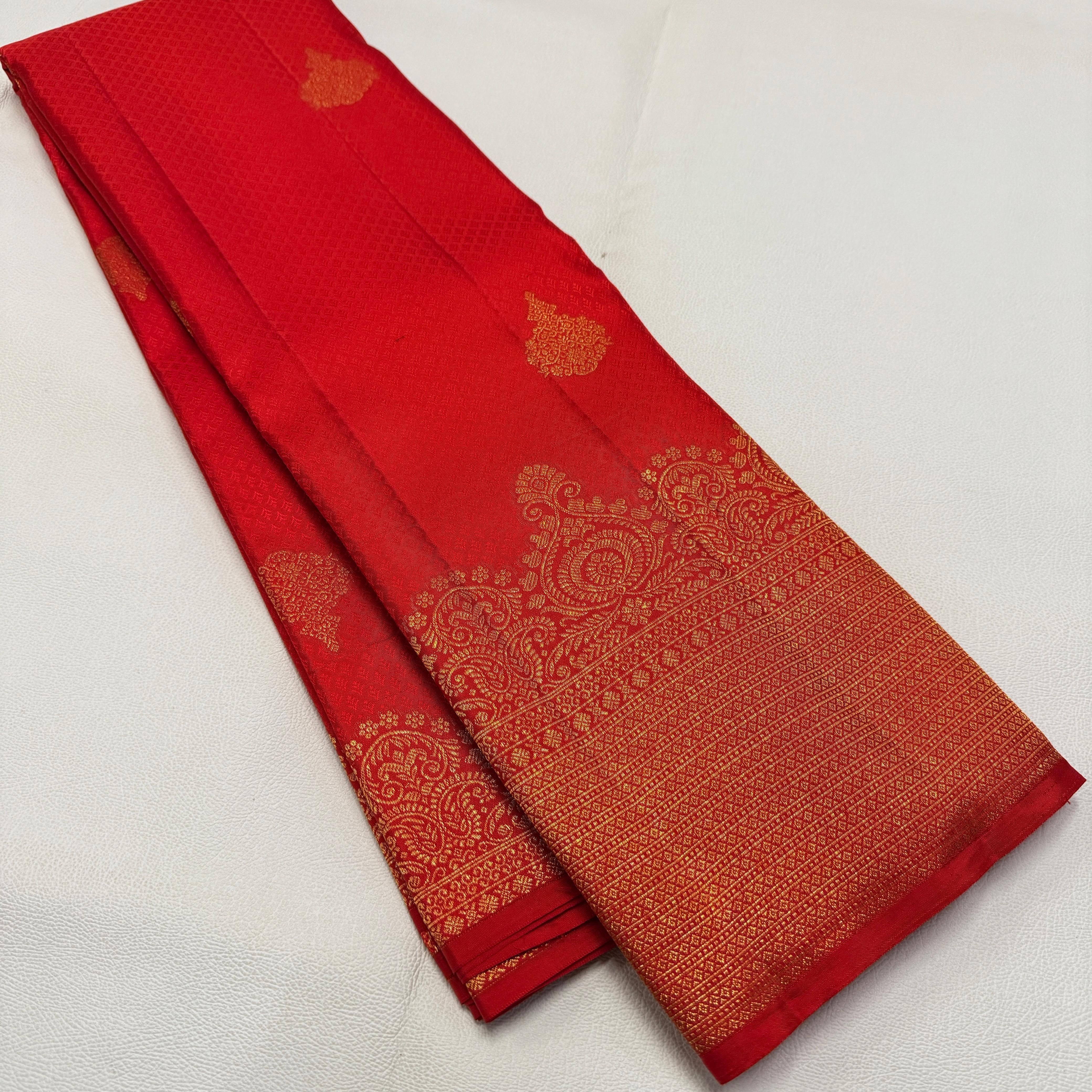 Classic Red 2gm Zari Temple Bridal Elegance Kanchipuram Handloom Silk Saree SS26586