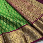 Load image into Gallery viewer, Classic Green &amp; Wine Red 1gm Zari Bridal Elegance Kanchipuram Handloom Silk Saree SS21816
