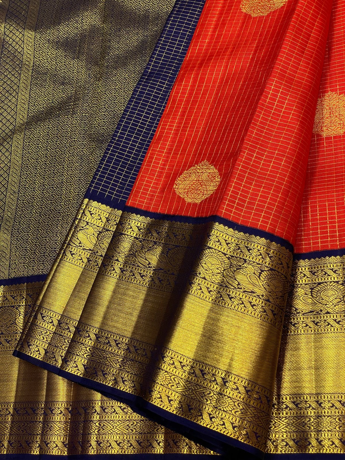 Classic Brick Orange & Navy Blue 3gm Zari Bridal Elegance Kanchipuram Handloom Silk Saree SS25172