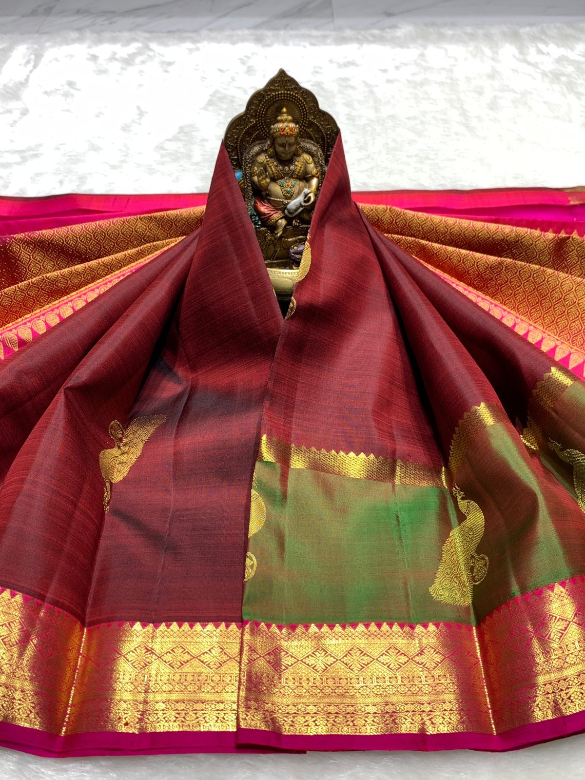 Classic Green & Brown 2gm Zari Elegance Kanchipuram Handloom Silk Saree SS25372