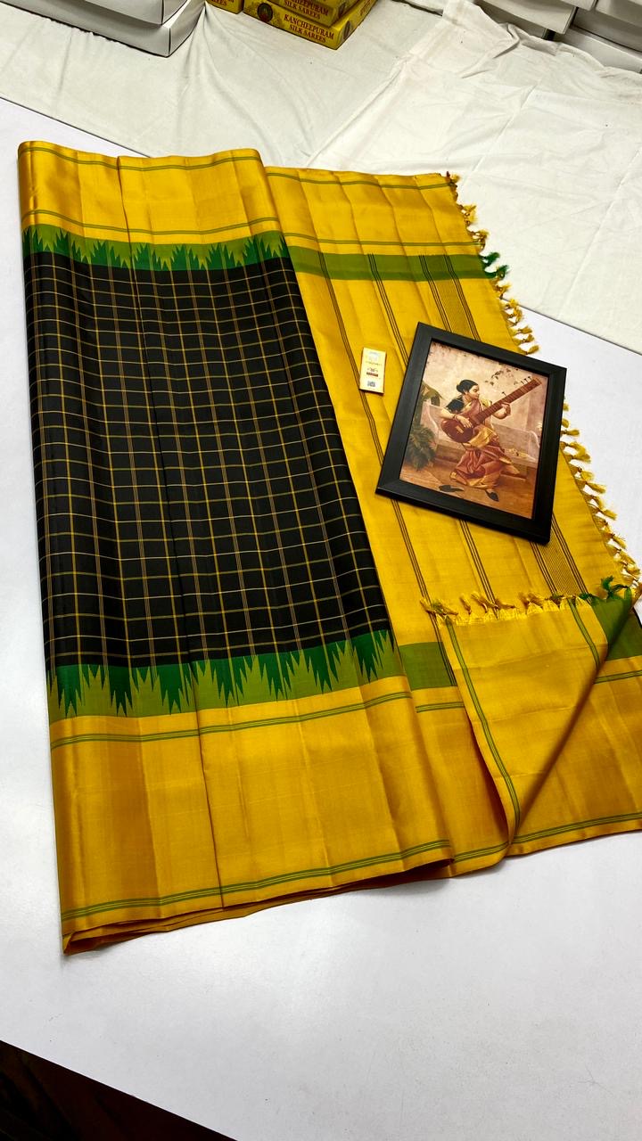 Classic Bottle Green & Mango Yellow Kanchipuram Handloom Silk Saree SS26262