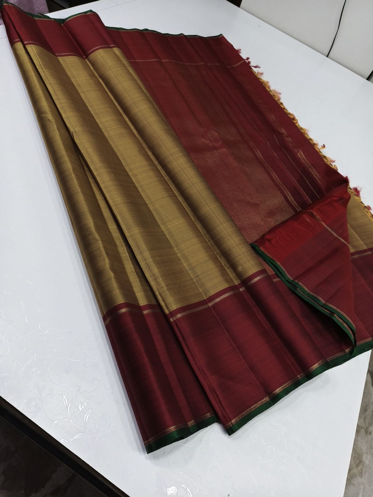 Classic Mustard Brown & Barn Red 2gm Zari Elegance Kanchipuram Handloom Silk Saree SS24450