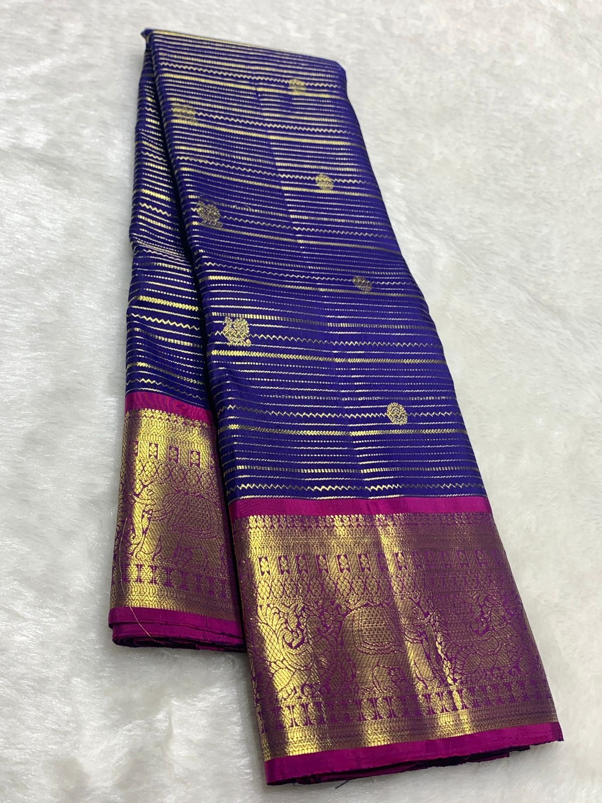 Classic Navy Blue & Dark Wine Pink 2gm Zari Kanchipuram Handloom Silk Saree SS25990