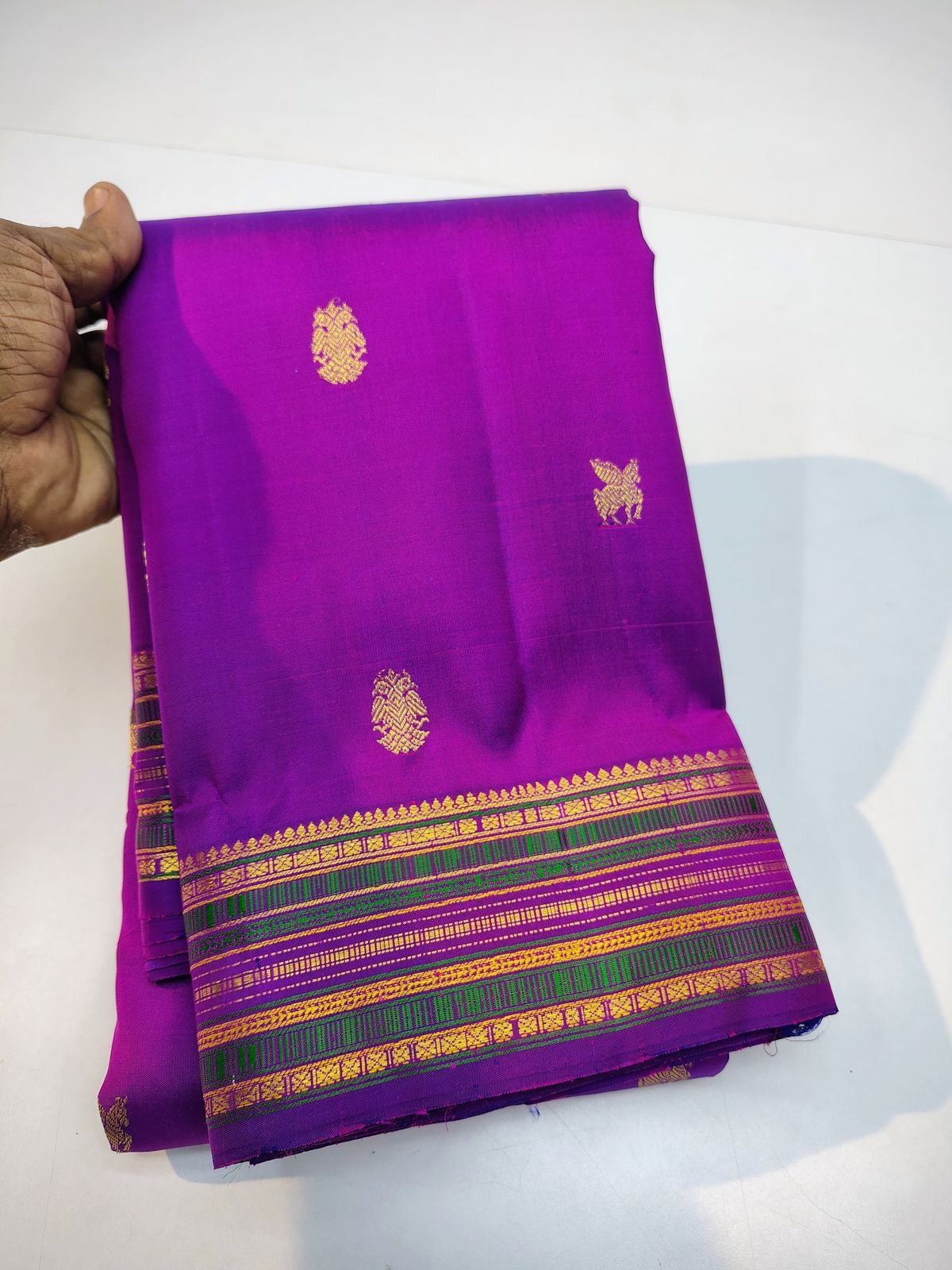 Classic Fuchsia Pink 1gm Zari Elegance Kanchipuram Handloom Silk Saree SS24463