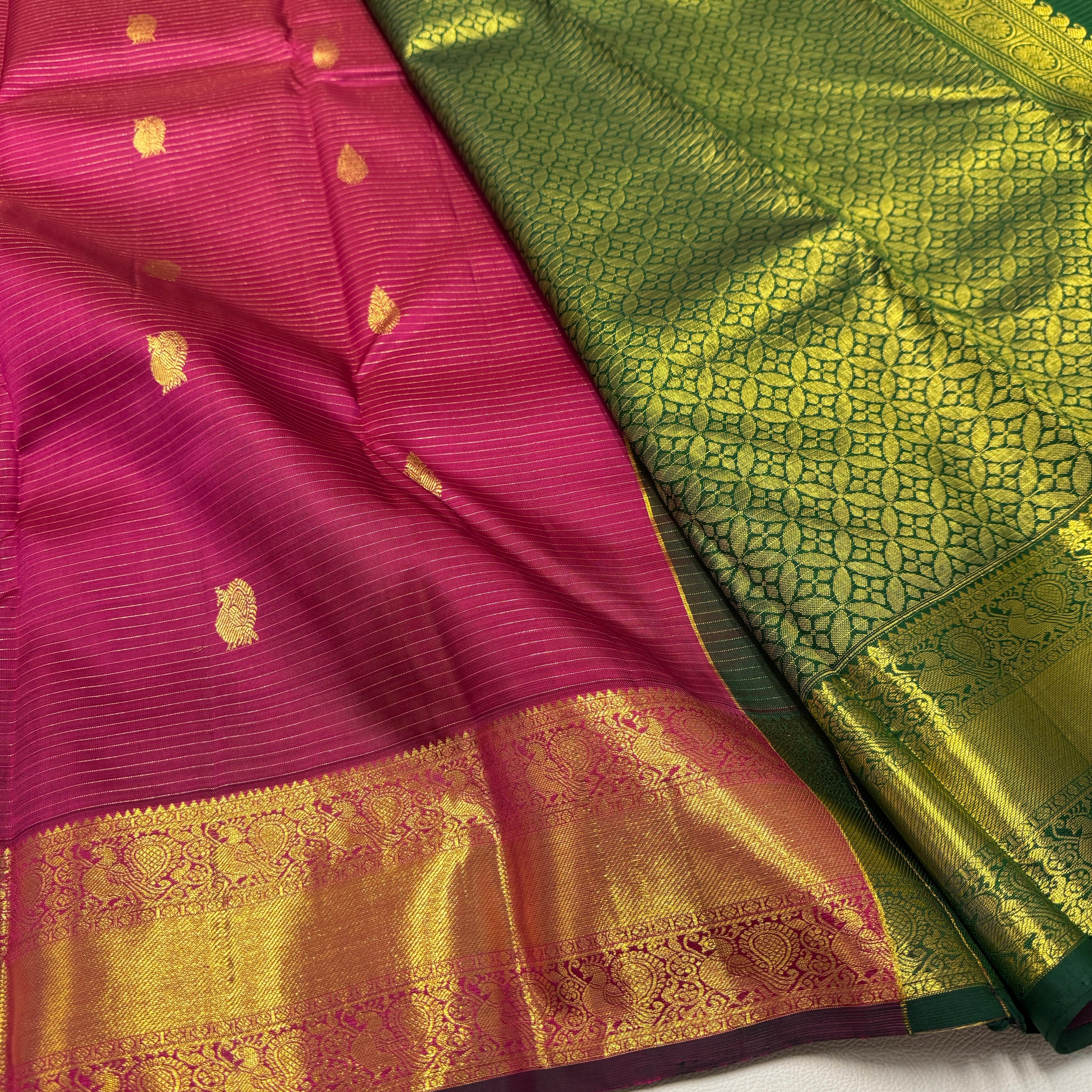 Classic Dark Pink & Green 2gm Zari Vaira Oosi Kattam Kanchipuram Handloom Silk Saree SS26060