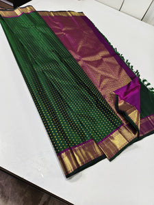 Classic Green & Fuchsia Pink 2gm Zari Elegance Kanchipuram Handloom Silk Saree SS24333