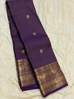 Load image into Gallery viewer, Classic Violet 1gm Zari Vaira Oosi Kanchipuram Handloom Silk Saree SS26657

