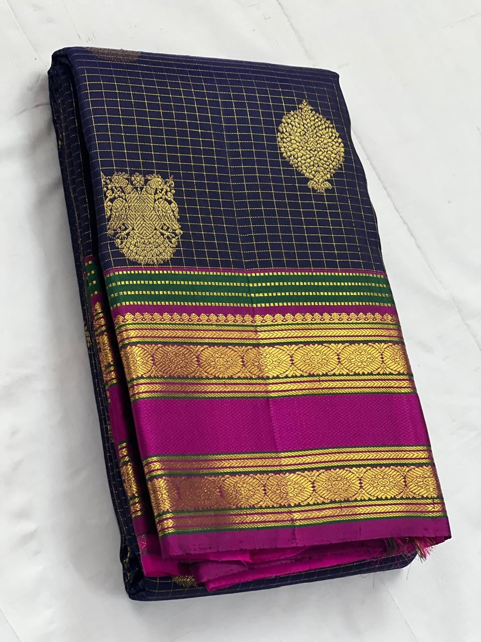 Classic Navy Blue & Pink 2gm Zari Kanchipuram Handloom Silk Saree SS25845