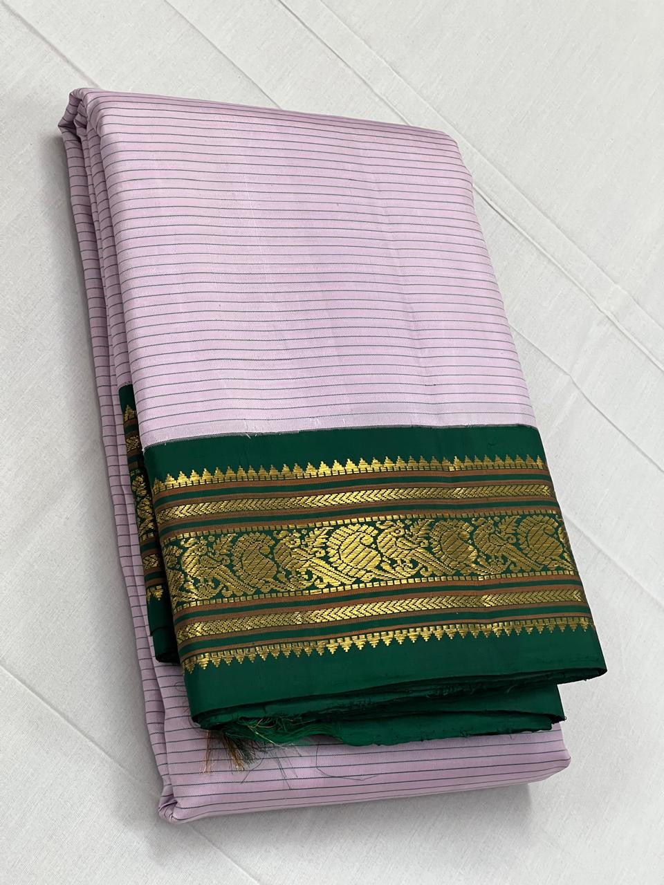 Pastel Lilac & Dark Green 2gm Zari Kanchipuram Handloom Silk Saree SS26015