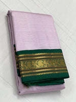 Load image into Gallery viewer, Pastel Lilac &amp; Dark Green 2gm Zari Kanchipuram Handloom Silk Saree SS26015
