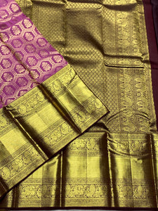 Classic Creamy Pink & Mahogany Red 2gm Zari Kanchipuram Handloom Silk Saree SS26004