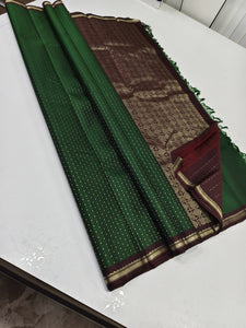 Classic Bottle Green 2gm Zari Elegance Kanchipuram Silk Saree SS23945