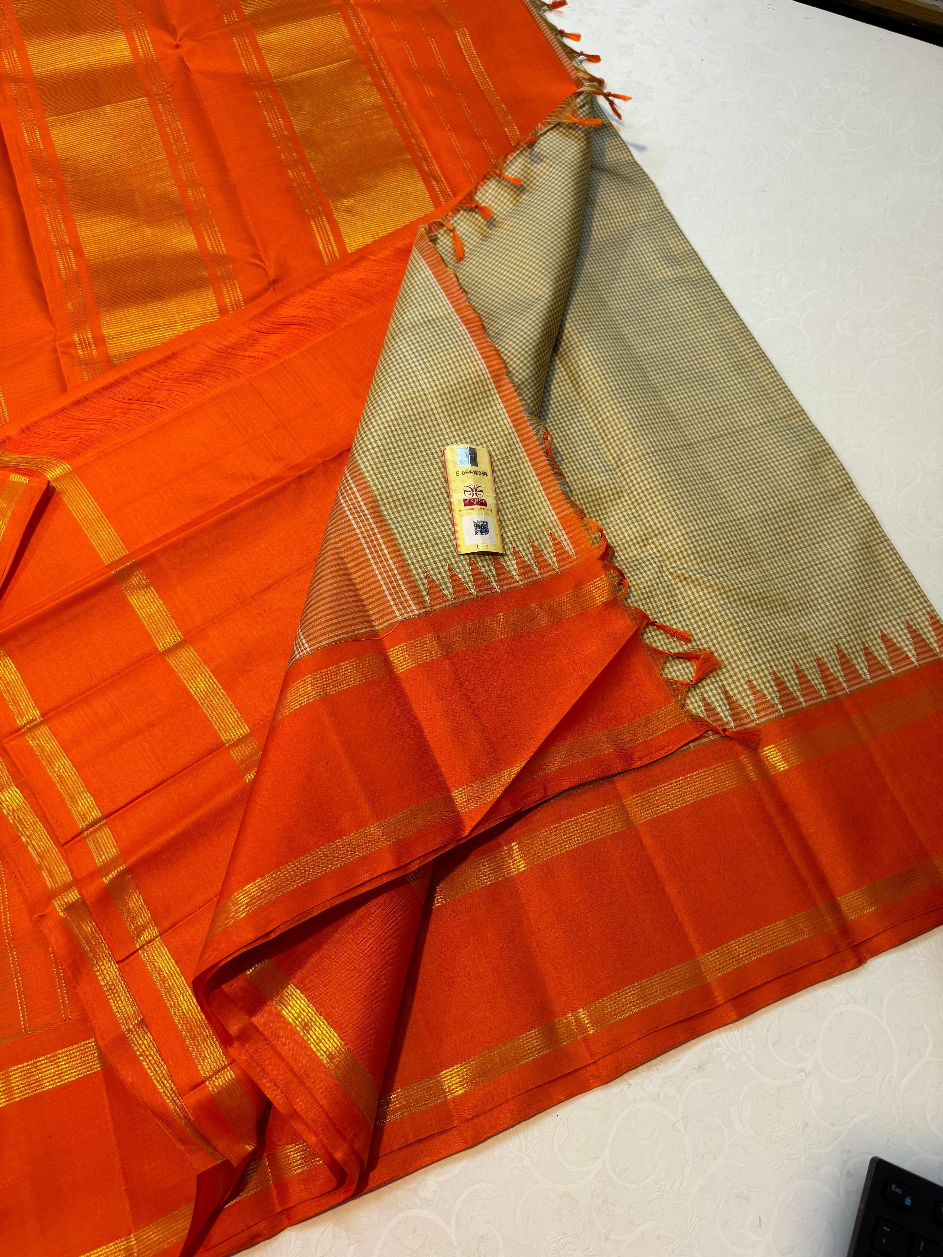 Classic Cream Checker & Orange 2gm Zari Elegance Kanchipuram Handloom Silk Saree SS24719