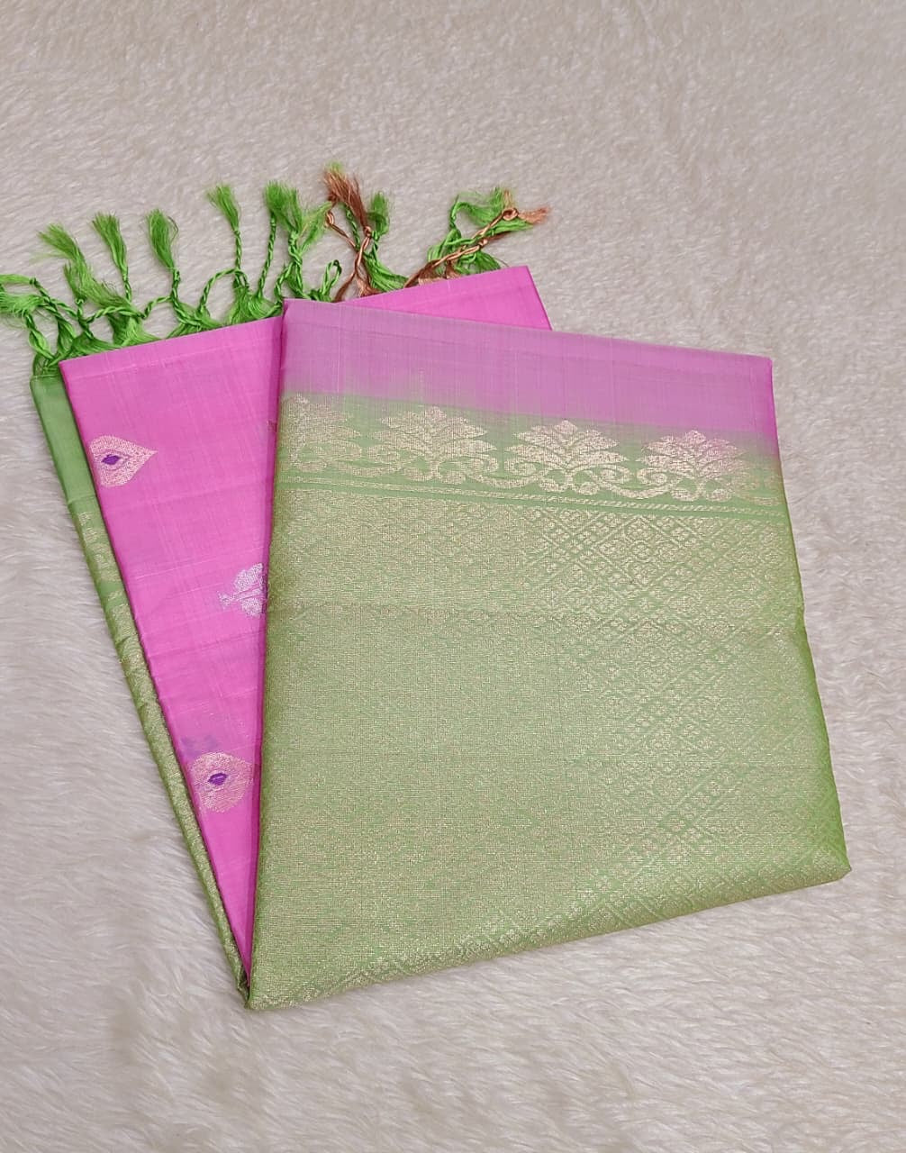 Classic Light Pink & Light Green Elegance Handloom Soft Silk Saree SS26562
