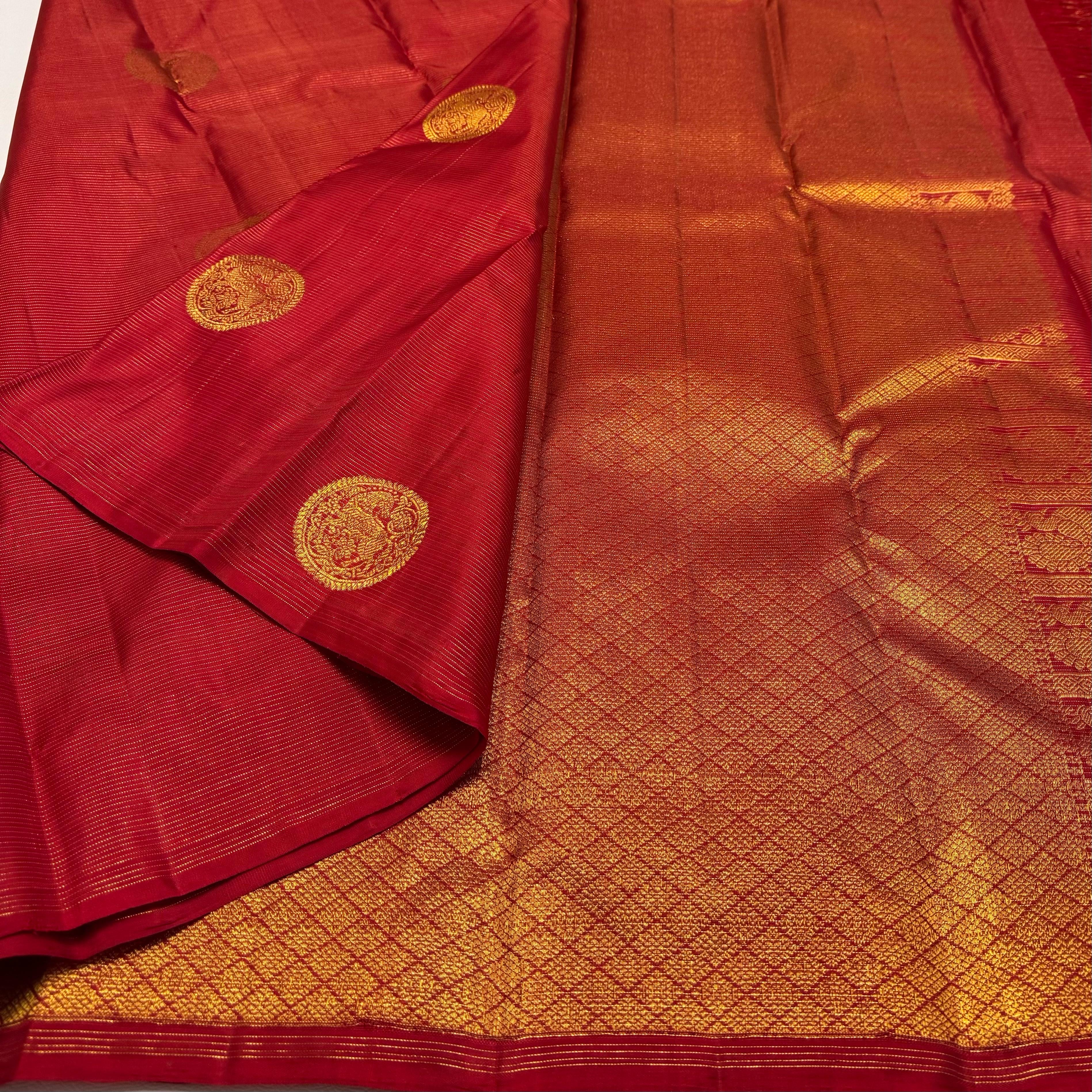 Classic Crimson Red 1gm Zari Vaira Oosi Checks Elegance Kanchipuram Handloom Silk Saree SS24470