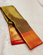 Load image into Gallery viewer, Classic Shimmer Gold &amp; Fiery Red 2gm Zari Bridal Elegance Kanchipuram Handloom Silk Saree SS27548
