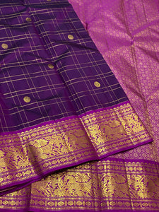 Classic Eminence Violet & Fuchsia Pink 2gm Zari Vaira Oosi Elegance Kanchipuram Handloom Silk Saree SS25324