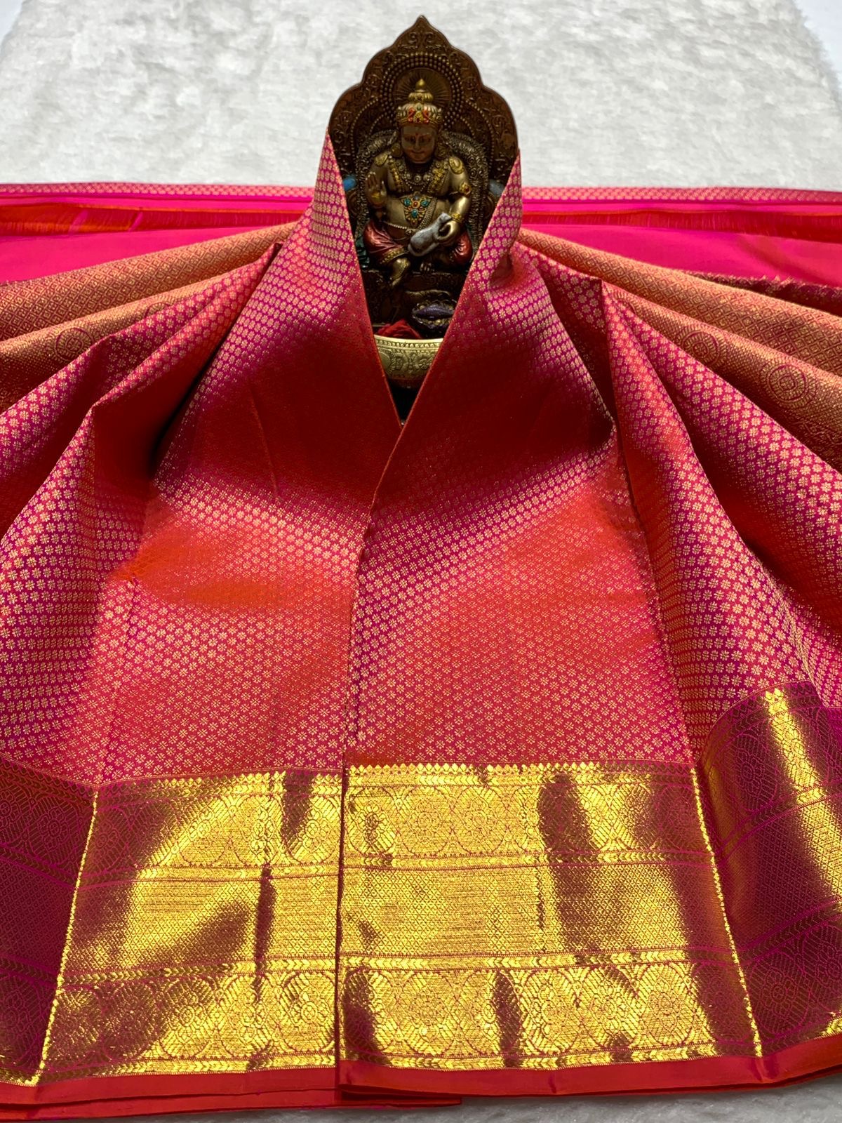 Classic Hot Pink 2gm Zari Bridal Elegance Kanchipuram Handloom Silk Saree SS25371