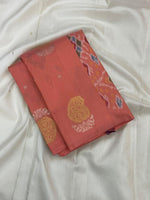 Load image into Gallery viewer, Classic Peach &amp; Plum 2gm Zari Pochampally Design Elegance Kanchipuram Handloom Silk Saree SS27652
