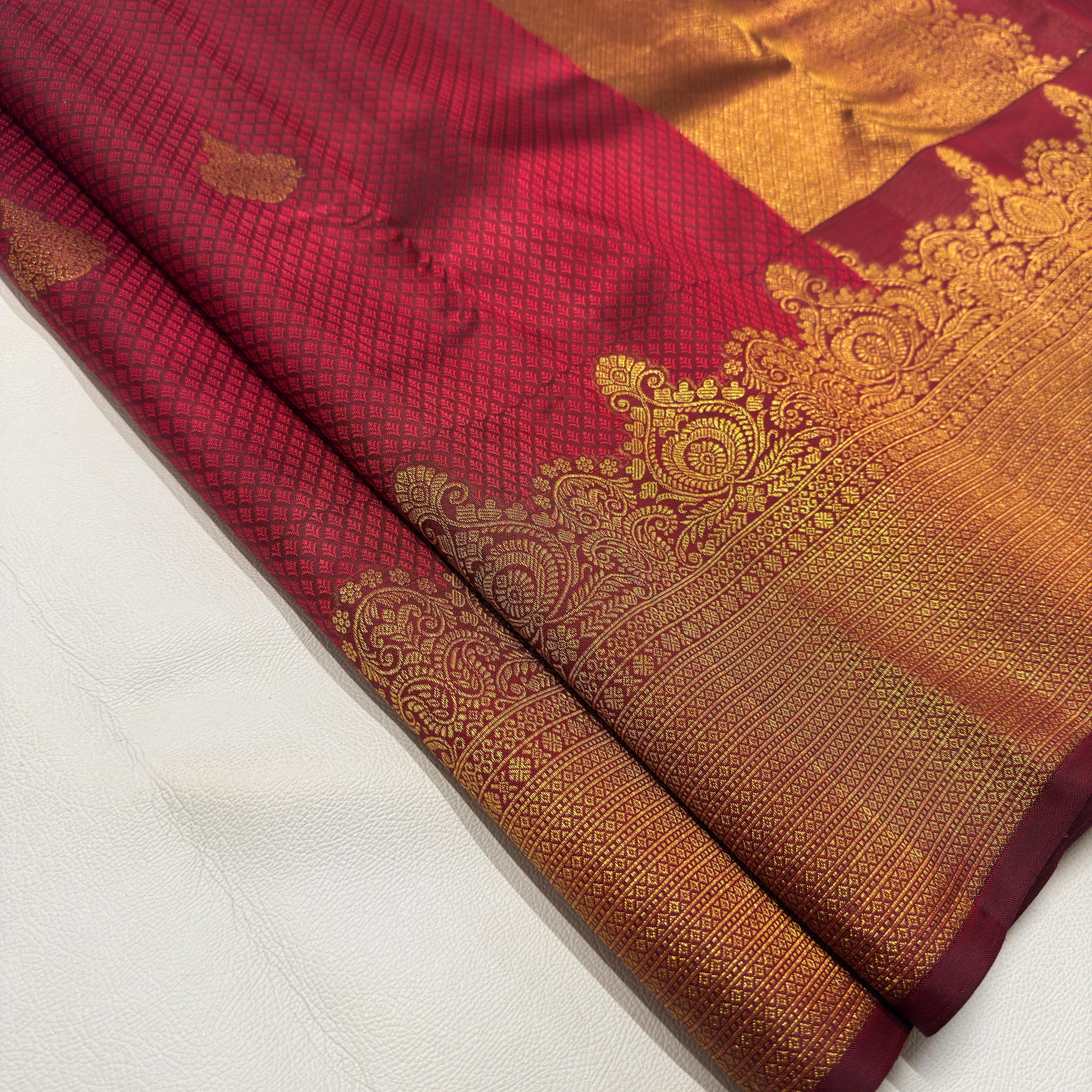 Classic Brick Red 2gm Zari Temple Bridal Elegance Kanchipuram Handloom Silk Saree SS26579