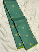 Load image into Gallery viewer, Classic Parrot Green 2gm Zari Vaira Oosi Kanchipuram Handloom Silk Saree SS26043
