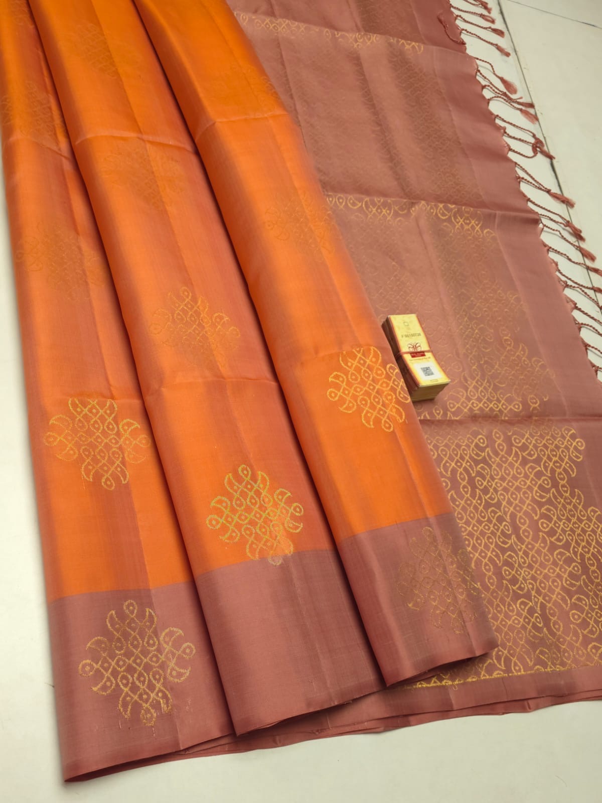 Classic Saffron & Cocoa Elegance Handloom Soft Silk Saree SS24191