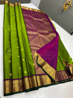 Load image into Gallery viewer, Classic Spring Green &amp; Deep Fuchsia Pink 2gm Zari Elegance Kanchipuram Handloom Silk Saree SS23755
