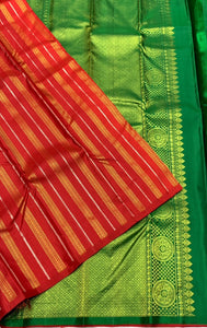 Classic Scarlet Red & Deep Green 2gm Zari Kanchipuram Handloom Silk Saree SS25848