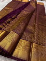 Load image into Gallery viewer, Classic Coffee Brown Bridal Elegance Kanchipuram Handloom Silk Saree SS23701
