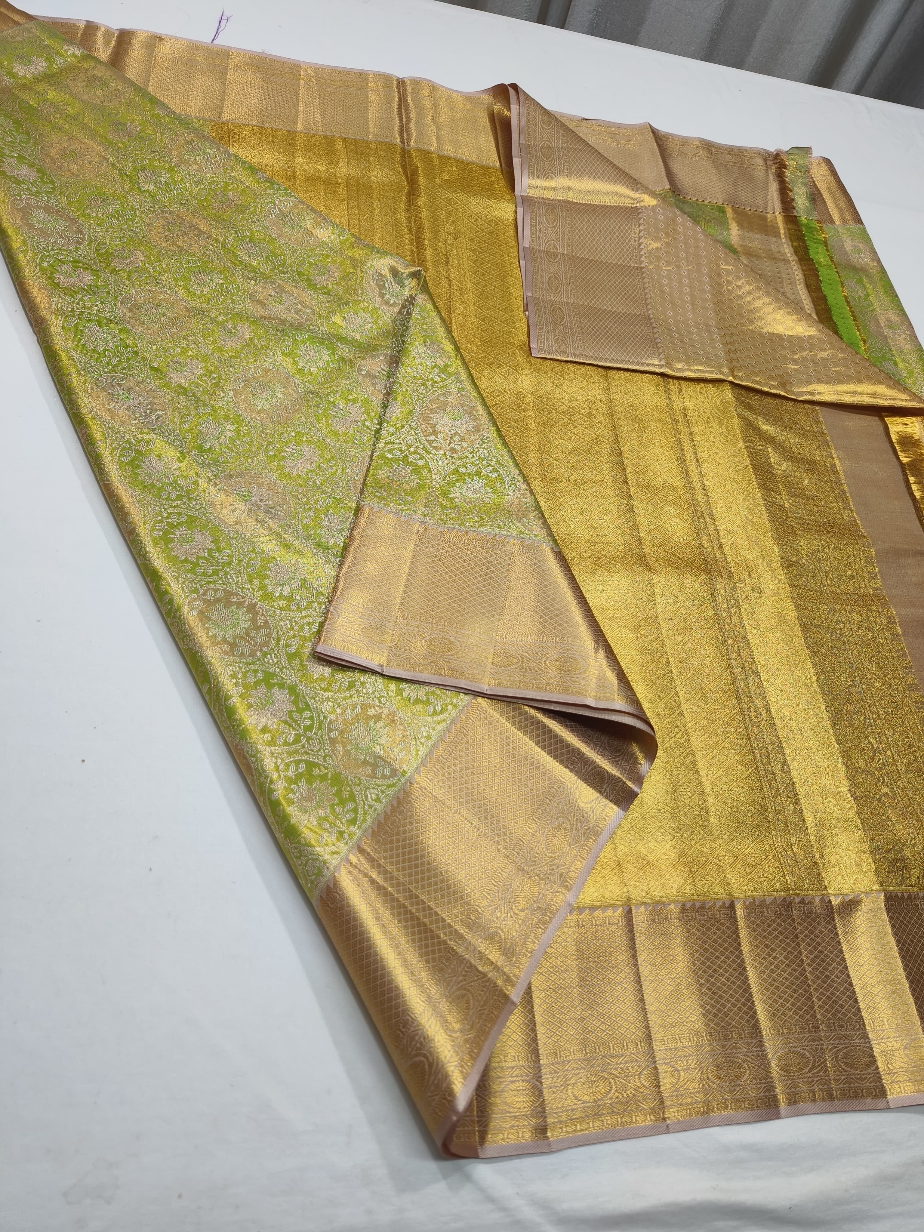 Classic Lime Green & Lilac Bridal Elegance Kanchipuram Handloom Silk Saree SS24597